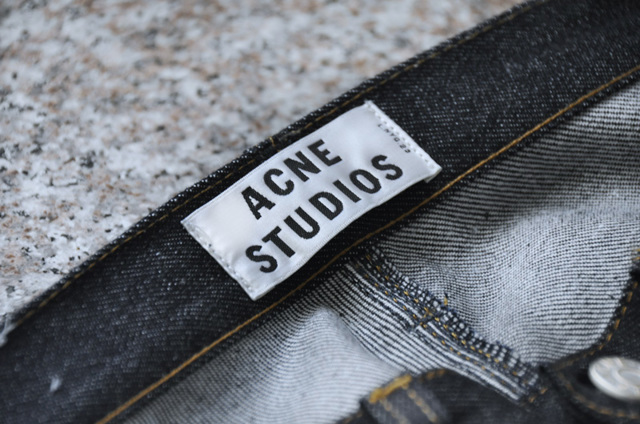 01acne 01acne