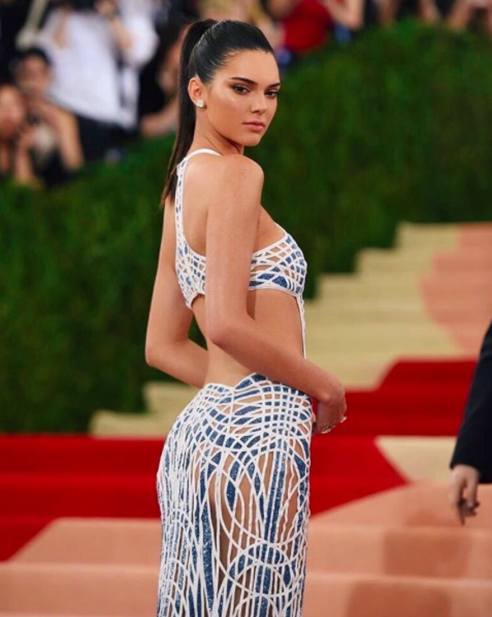 @kendalljenner