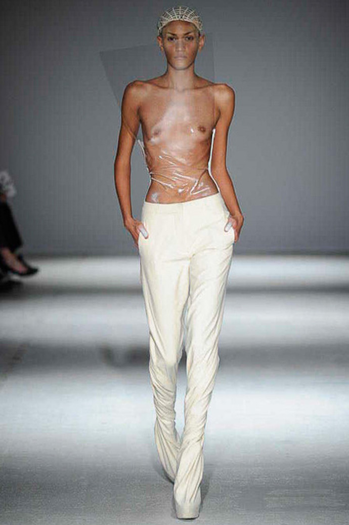 PFW: GARETH PUGH A/W 2014/15
