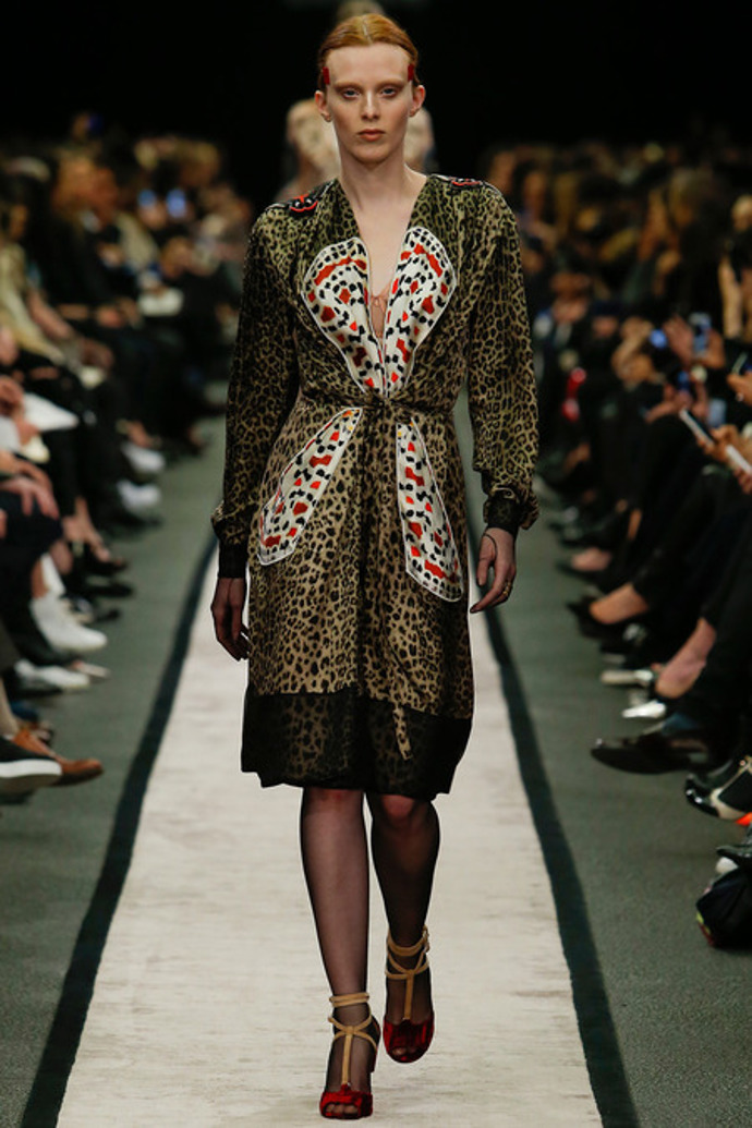 PFW: CHRISTIAN DIOR, GIVENCHY A STELLA McCARTNEY