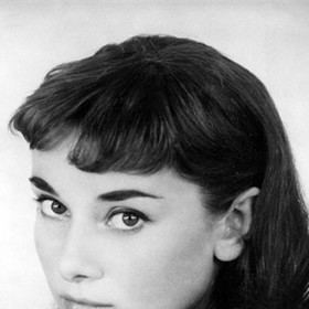 Slavné účesy slavné Audrey Hepburn Slavné účesy slavné Audrey Hepburn