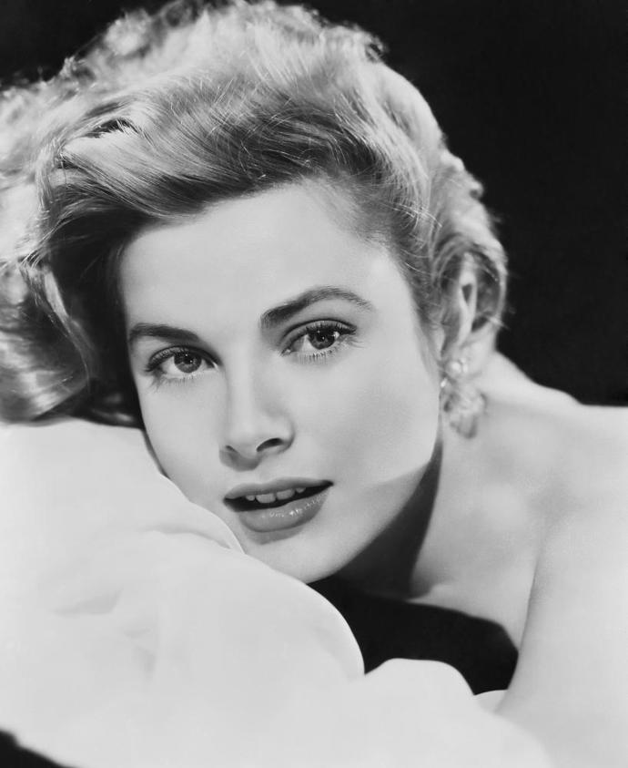 First look: Nicole Kidman jako Grace Kelly