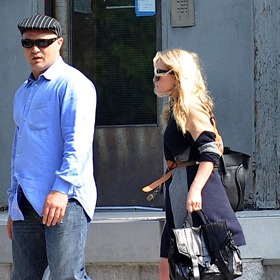 Miliony kabelek Mary-Kate a Ashley Olsenových Miliony kabelek Mary-Kate a Ashley Olsenových