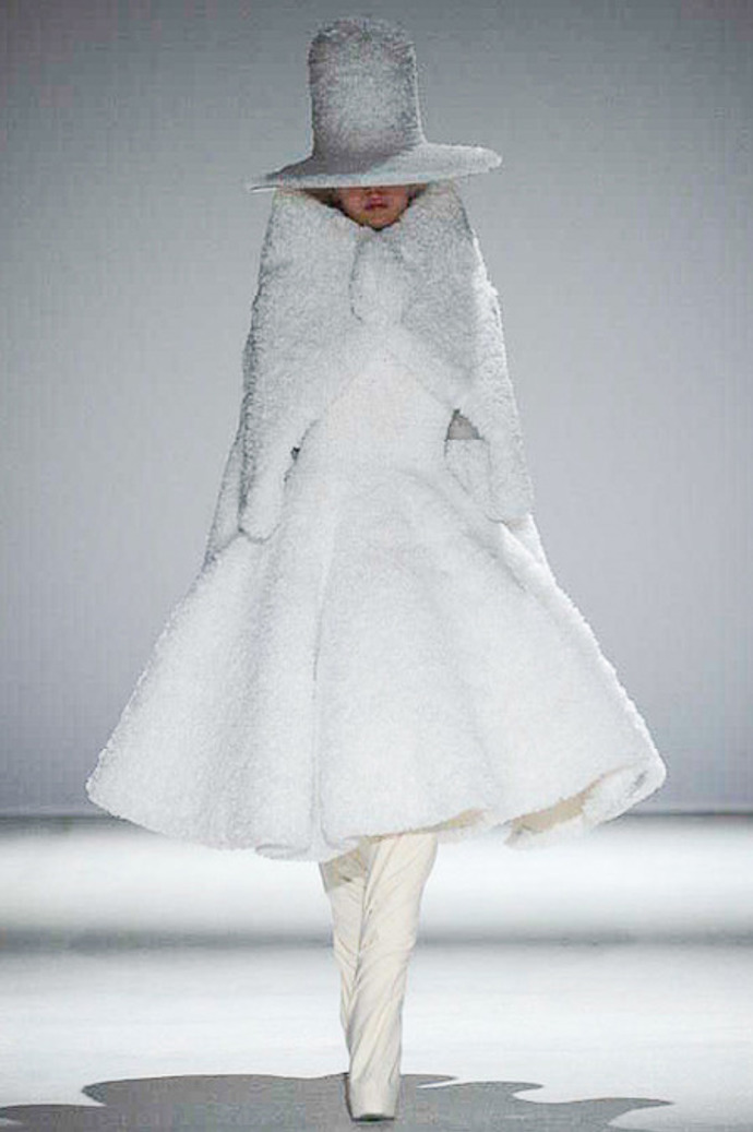 PFW: GARETH PUGH A/W 2014/15