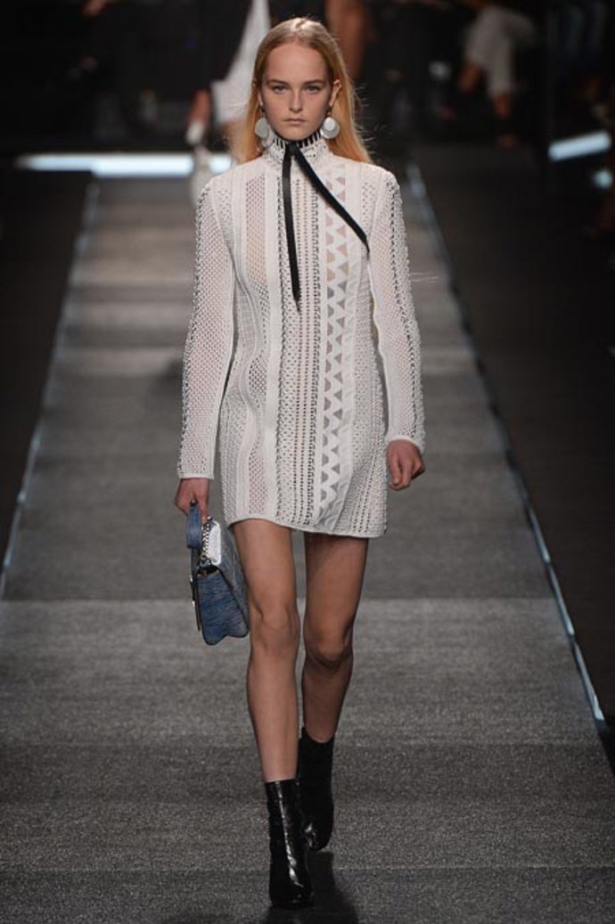 15 nejlepších šatů z pařížského fashion weeku