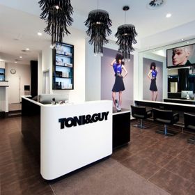 TONI & GUY v Opletalově ulici