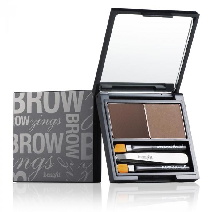 Vosk na obočí tvar zafixuje. Benefit, Sephora