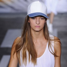 Trend: kšiltovka Trend: kšiltovka