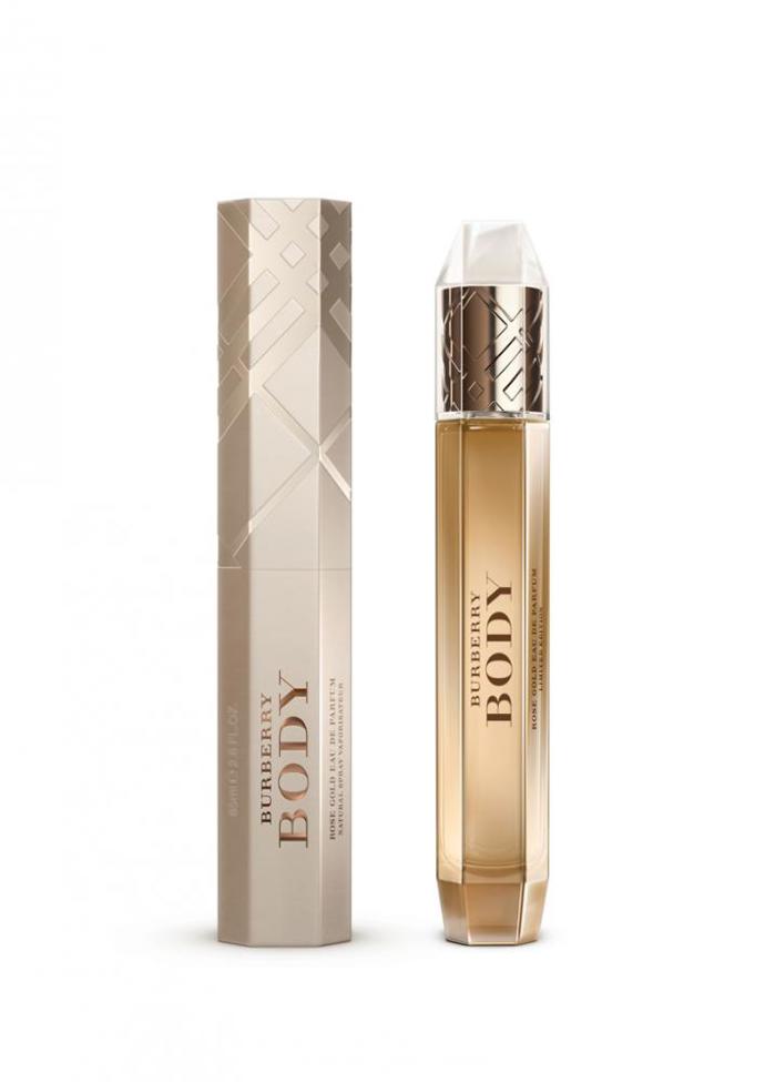 Vůně Burberry Body vás zahalí jako trenčkot