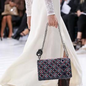 10 MUST HAVE ŠÉFREDAKTORKY ELLE 10 MUST HAVE ŠÉFREDAKTORKY ELLE