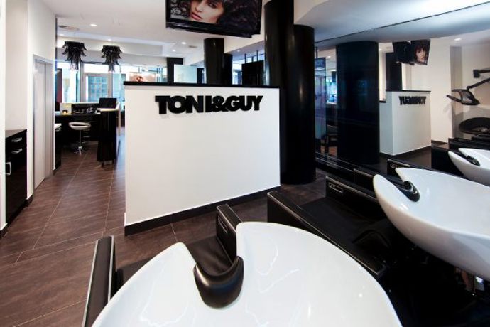 TONI & GUY v Opletalově ulici