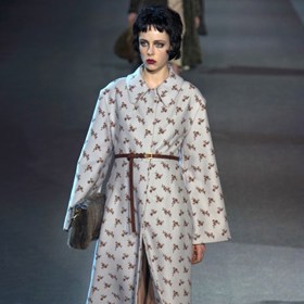 Šaty z kolekce Louis Vuitton podzim 2013 Šaty z kolekce Louis Vuitton podzim 2013