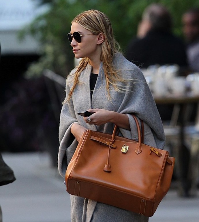 Miliony kabelek Mary-Kate a Ashley Olsenových