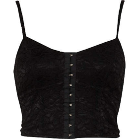 Jarní trend: bralet Jarní trend: bralet