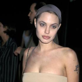 EVOLUCE STYLU: ANGELINA JOLIE EVOLUCE STYLU: ANGELINA JOLIE