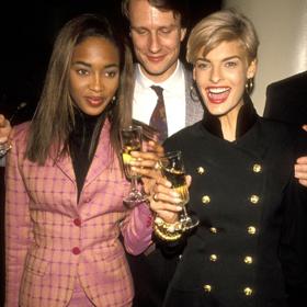 EVOLUCE STYLU: LINDA EVANGELISTA