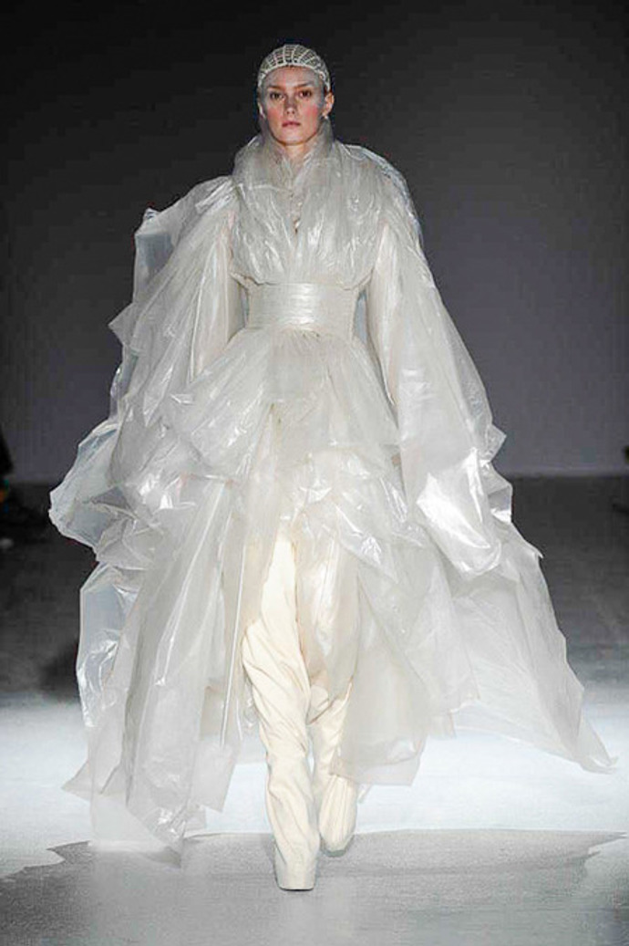 PFW: GARETH PUGH A/W 2014/15
