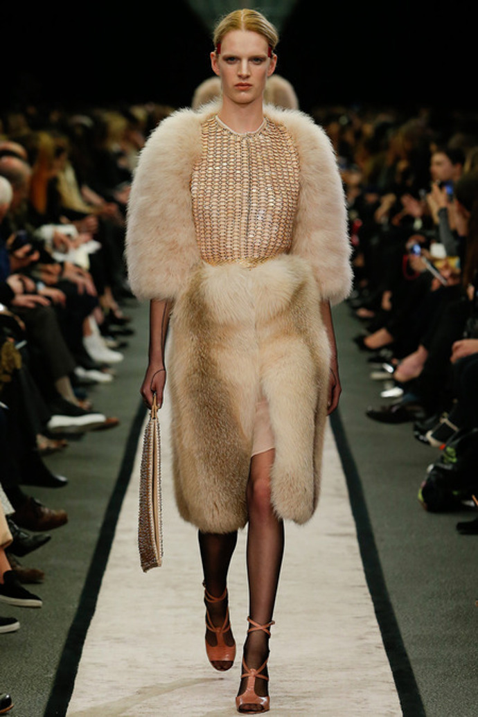 PFW: CHRISTIAN DIOR, GIVENCHY A STELLA McCARTNEY