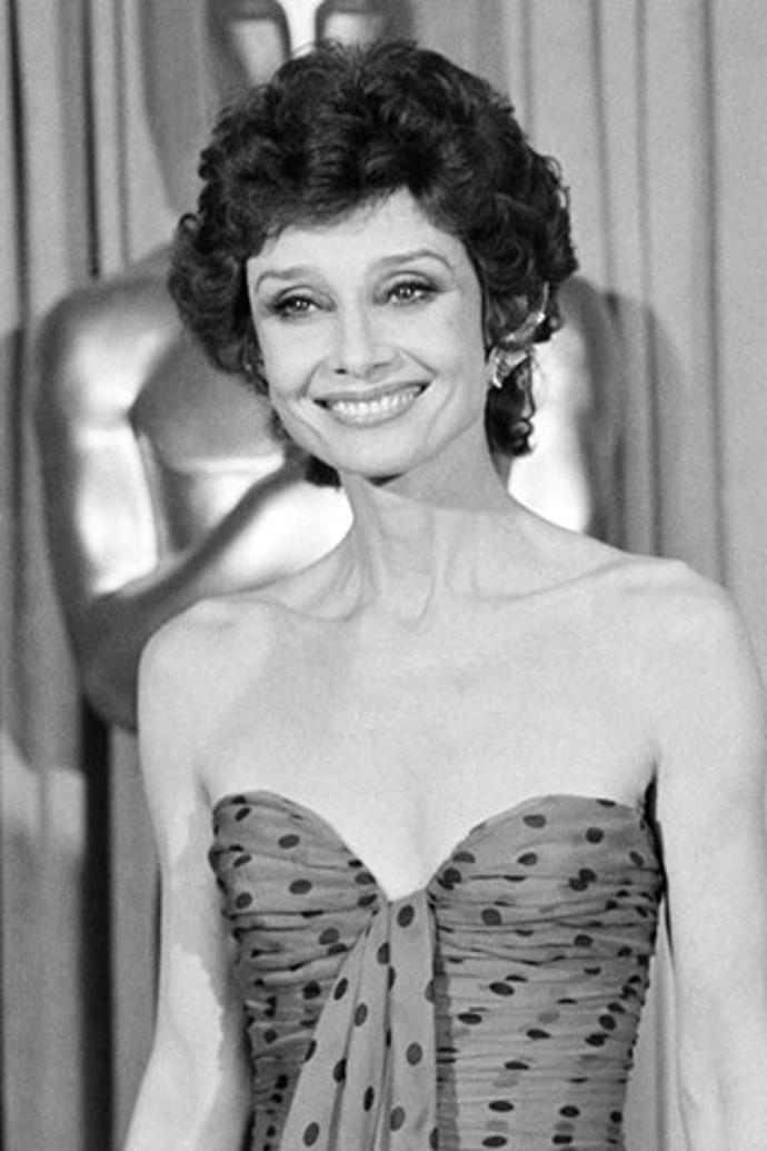 Slavné účesy slavné Audrey Hepburn