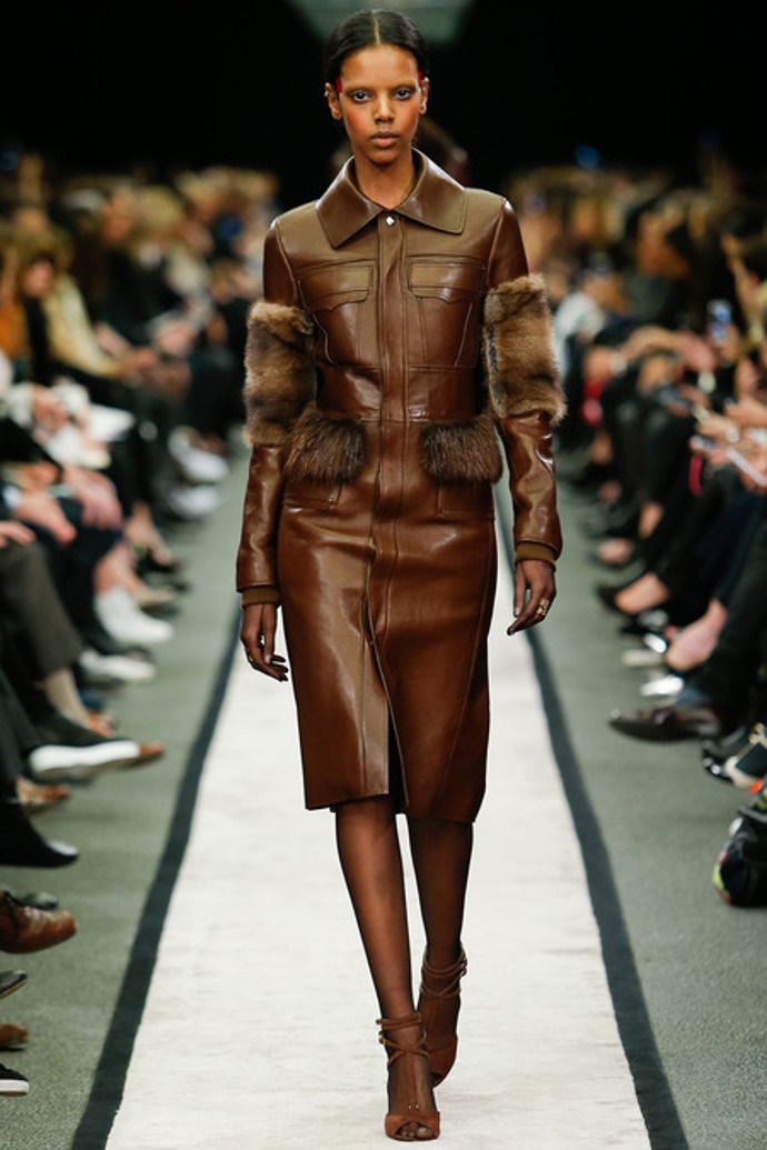 PFW: CHRISTIAN DIOR, GIVENCHY A STELLA McCARTNEY