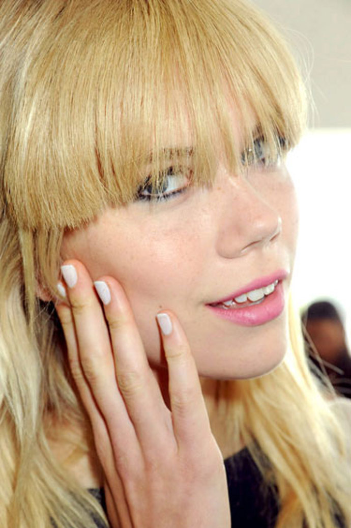 Letní trend: Nude nehty