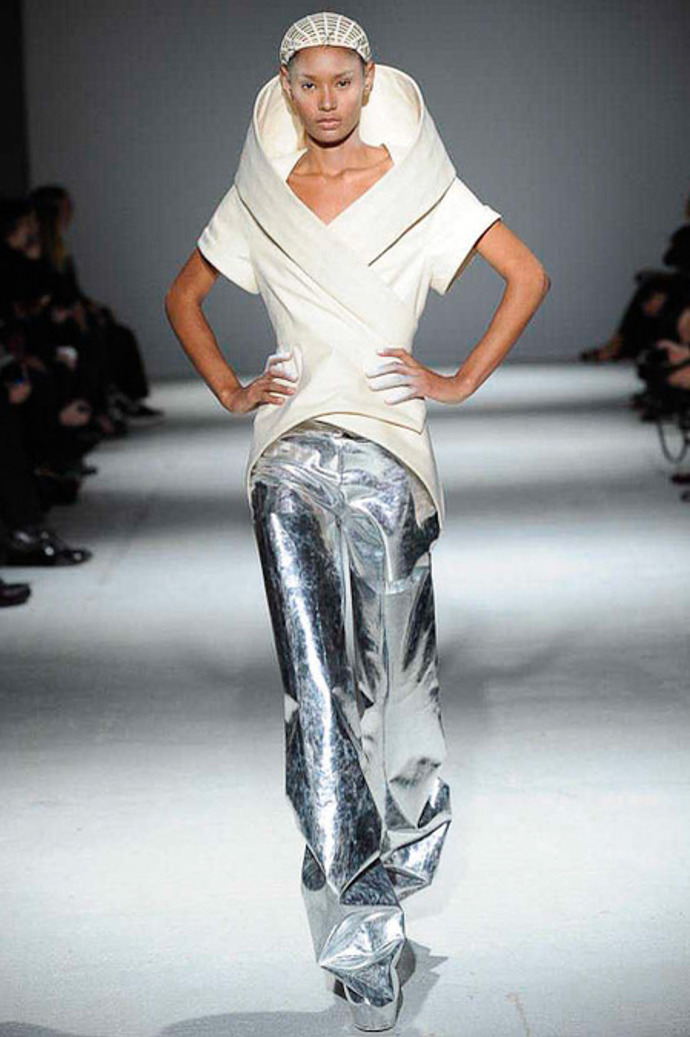 PFW: GARETH PUGH A/W 2014/15