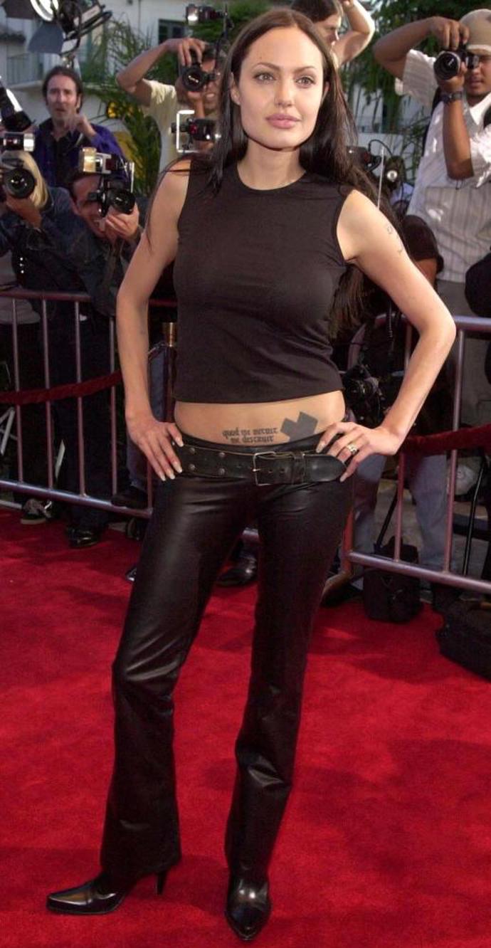 EVOLUCE STYLU: ANGELINA JOLIE