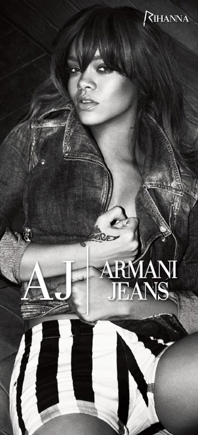Víkendová soutěž! Vyhrajte značková trika od Armani Jeans, která navrhla zpěvačka Rihanna