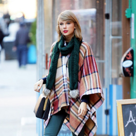 Taylor Swift  v kostkované variantě