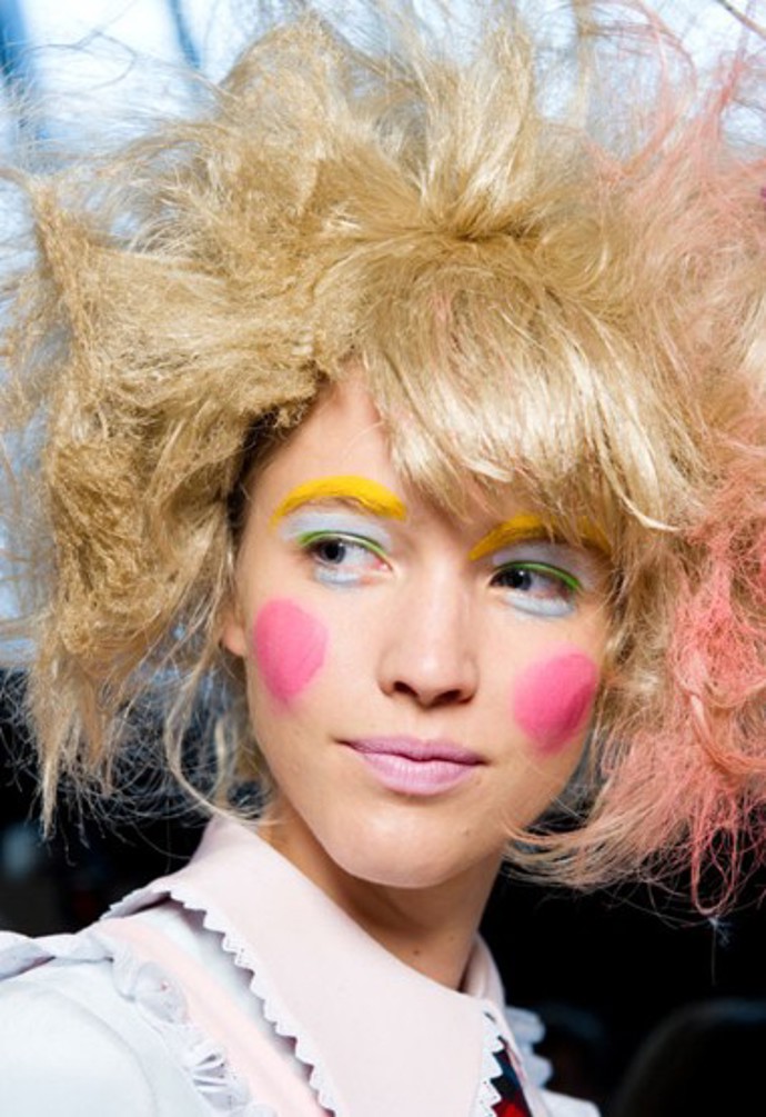 20 jarních beauty looků, které doma nezkoušejte