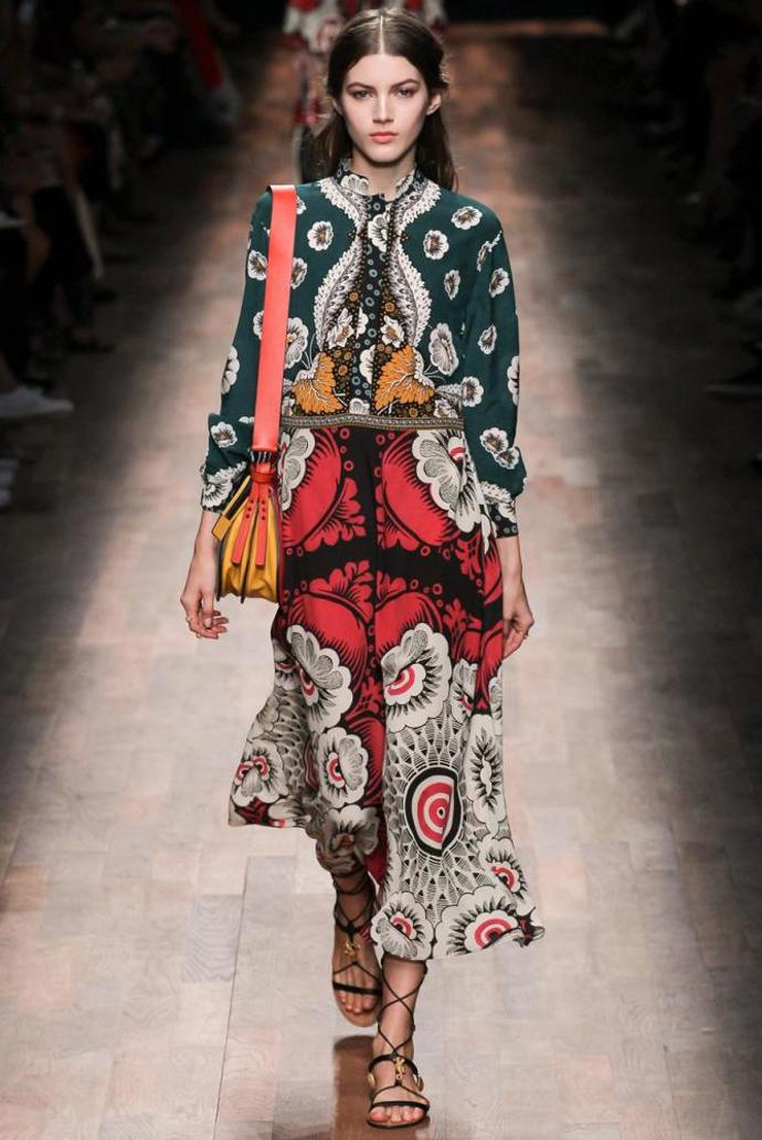 15 nejlepších šatů z pařížského fashion weeku