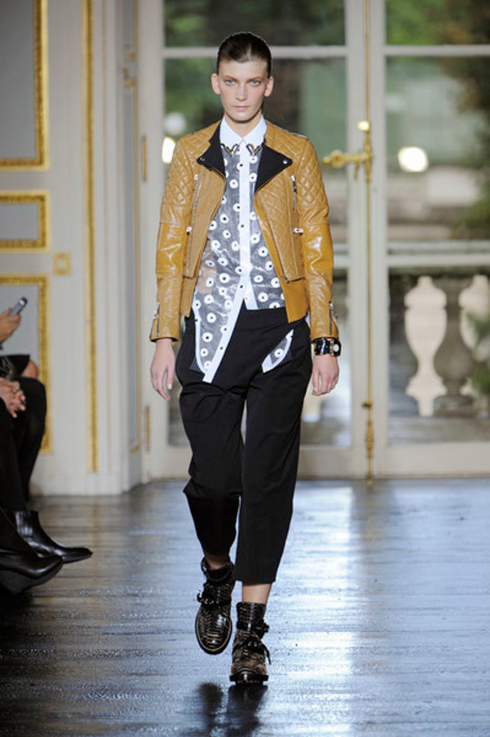 Nicolas Ghesquière je novým kreativním ředitelem Louis Vuitton!