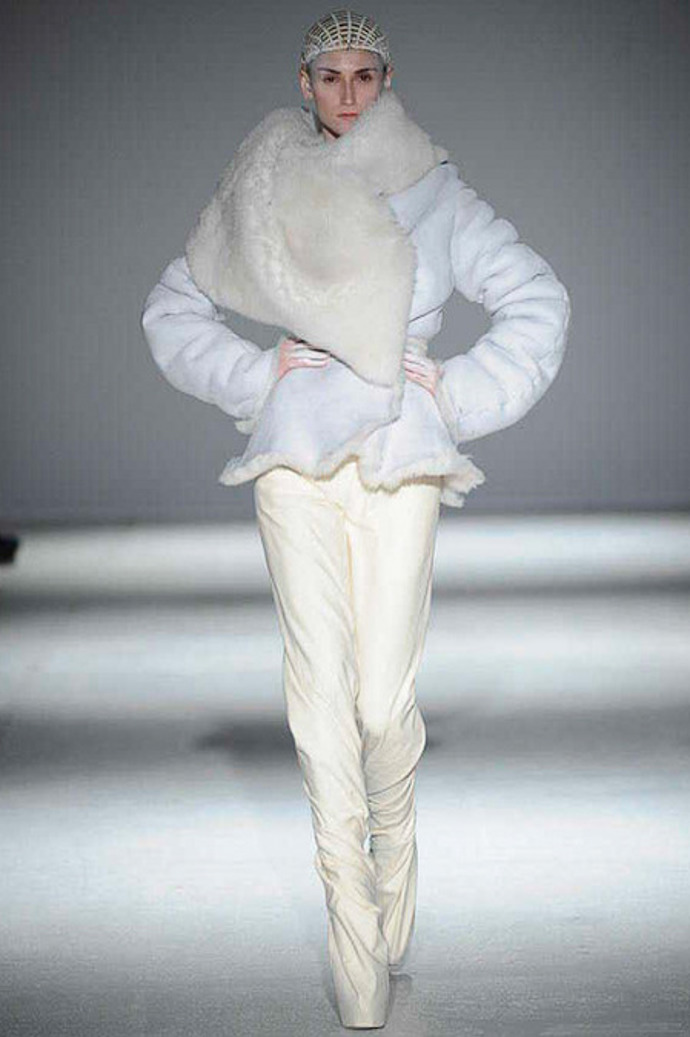 PFW: GARETH PUGH A/W 2014/15