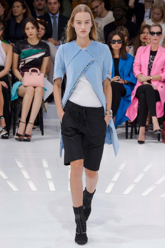 DIOR NA FASHION WEEKU: NÁVRAT DO BUDOUCNOSTI