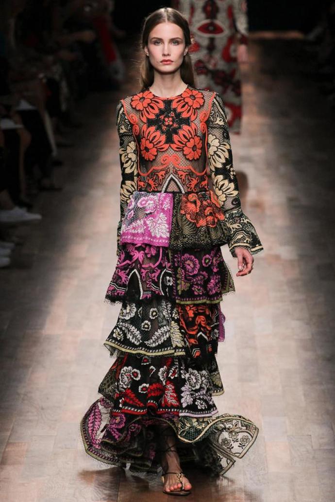 15 nejlepších šatů z pařížského fashion weeku