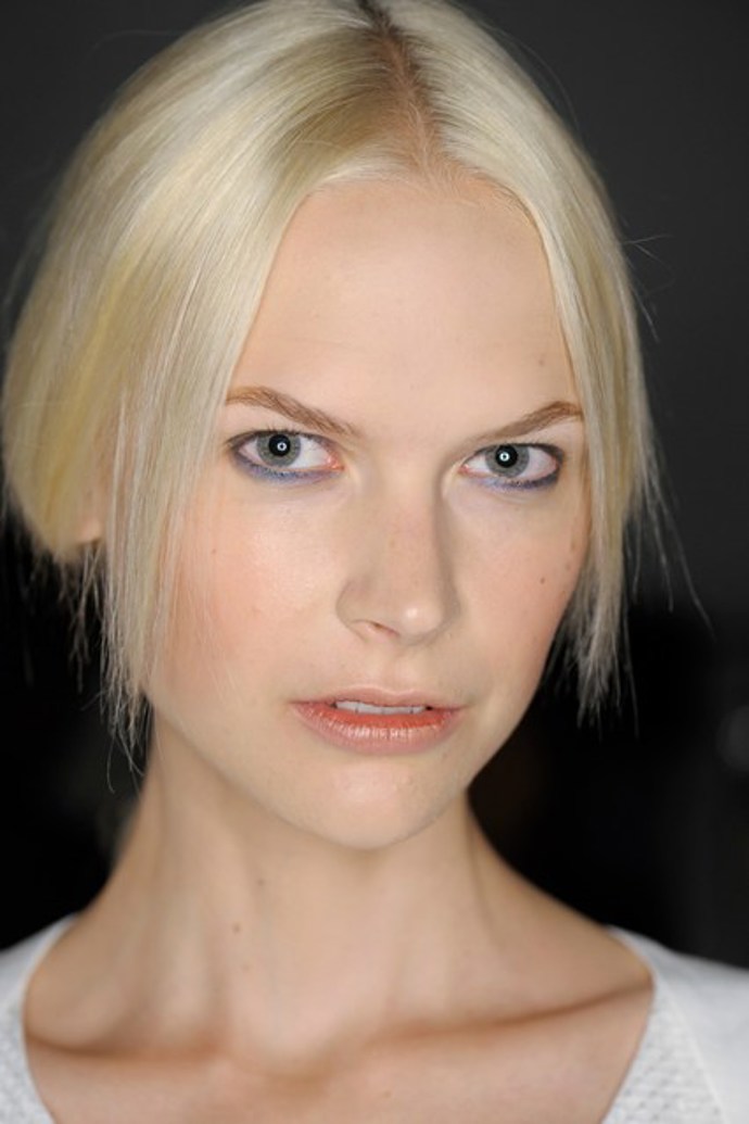BEAUTY TREND: Modré stíny