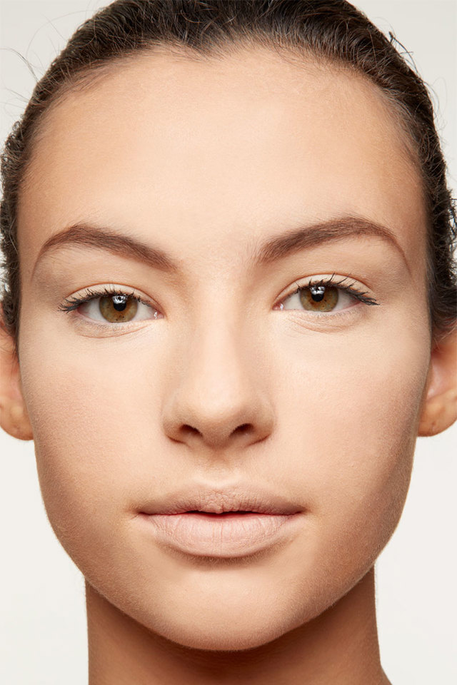 elle-03-beauty-steps-get-bigger-brighter-eyes-1013-xln