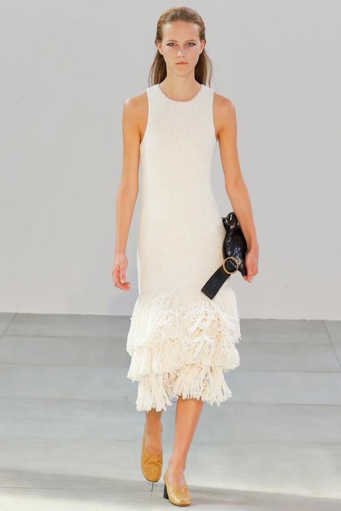 15 nejlepších šatů z pařížského fashion weeku