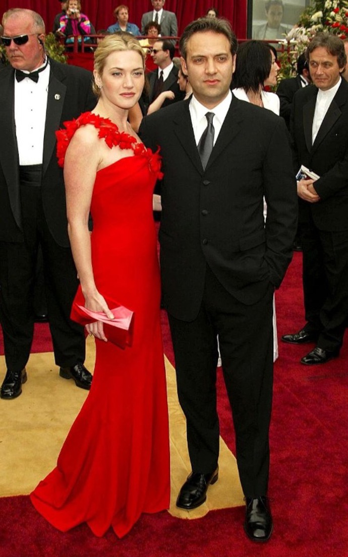 2002 - Kate Winslet v šatech Ben de Lisi