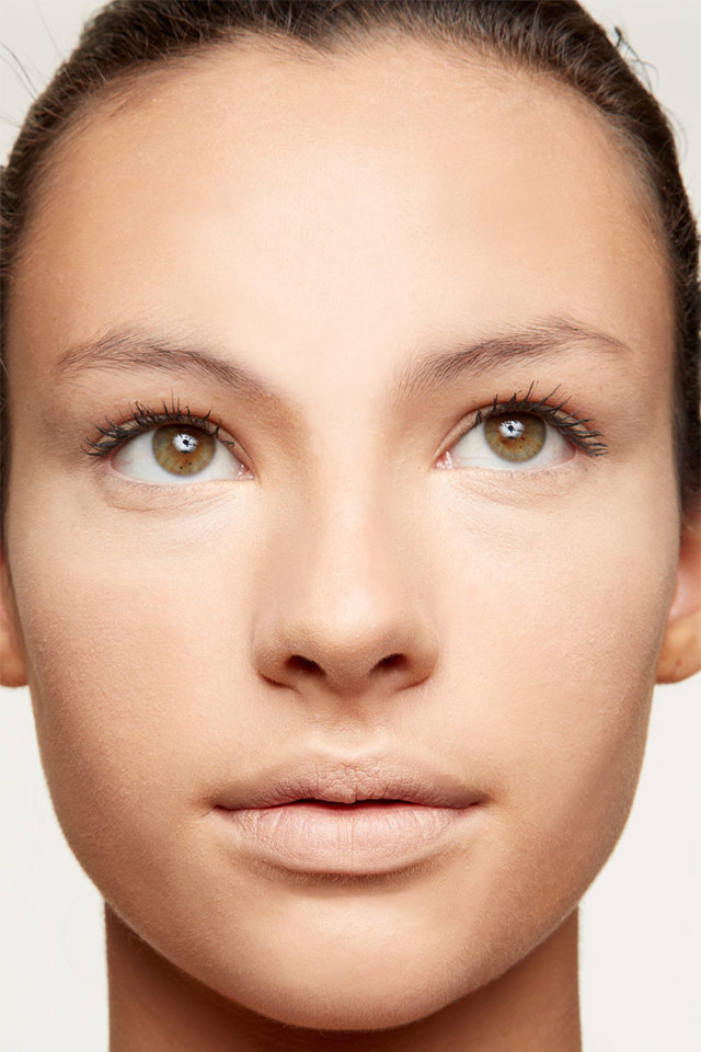 elle-02-beauty-steps-get-bigger-brighter-eyes-1013-xln