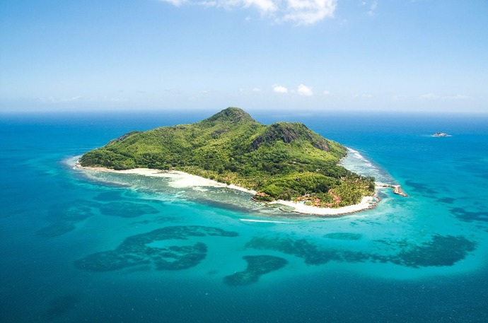 Beachcomber Sainte Anne Island