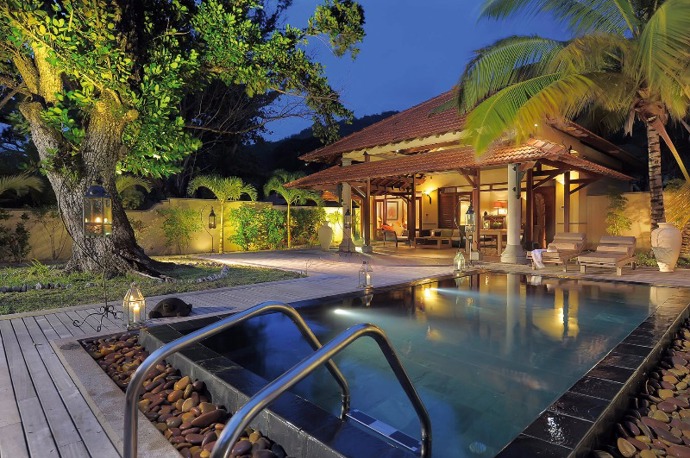 Beachcomber Sainte Anne Island