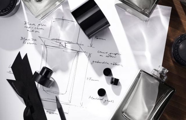 2016 MR BURBERRY BOTTLE LINE 01 1278c