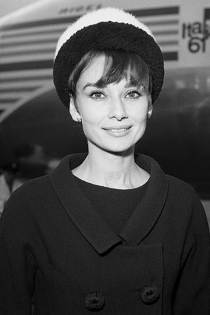 Slavné účesy slavné Audrey Hepburn