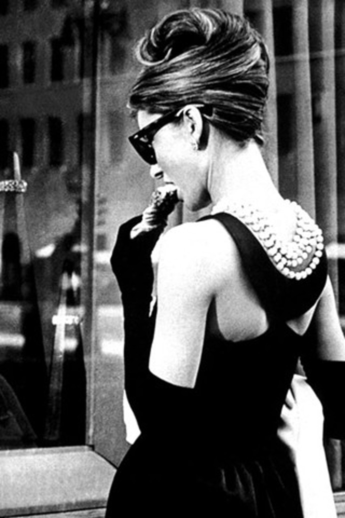 Slavné účesy slavné Audrey Hepburn