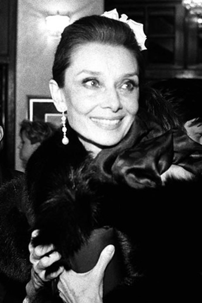 Slavné účesy slavné Audrey Hepburn