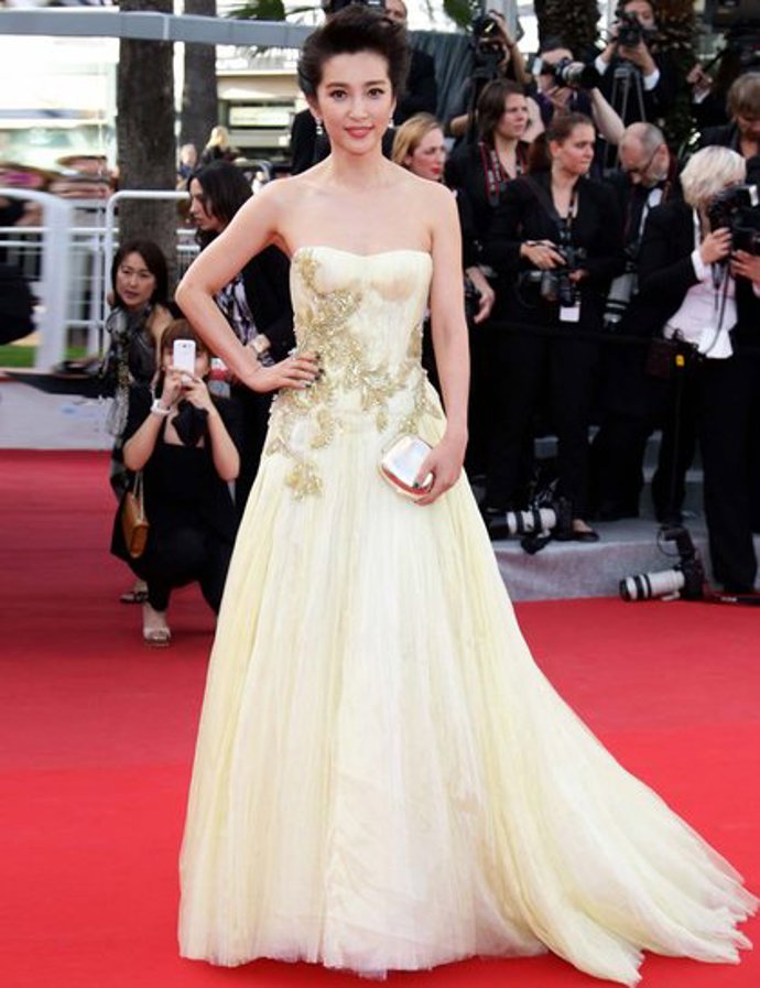 KRÁSKY V CANNES