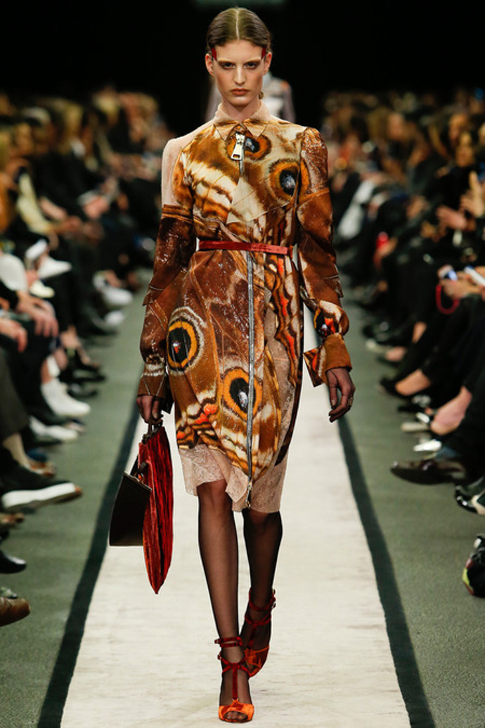 PFW: CHRISTIAN DIOR, GIVENCHY A STELLA McCARTNEY