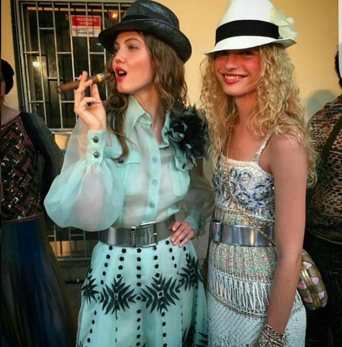 @lindseywixson