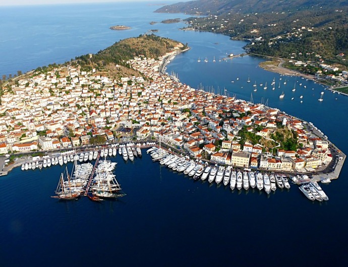 Poros, Řecko